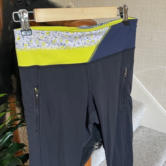 Lululemon Black and Yellow Colorblock Leggings - Picture 2 of 10